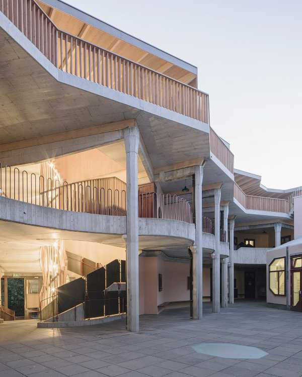 Scuola in legno e cemento armato
