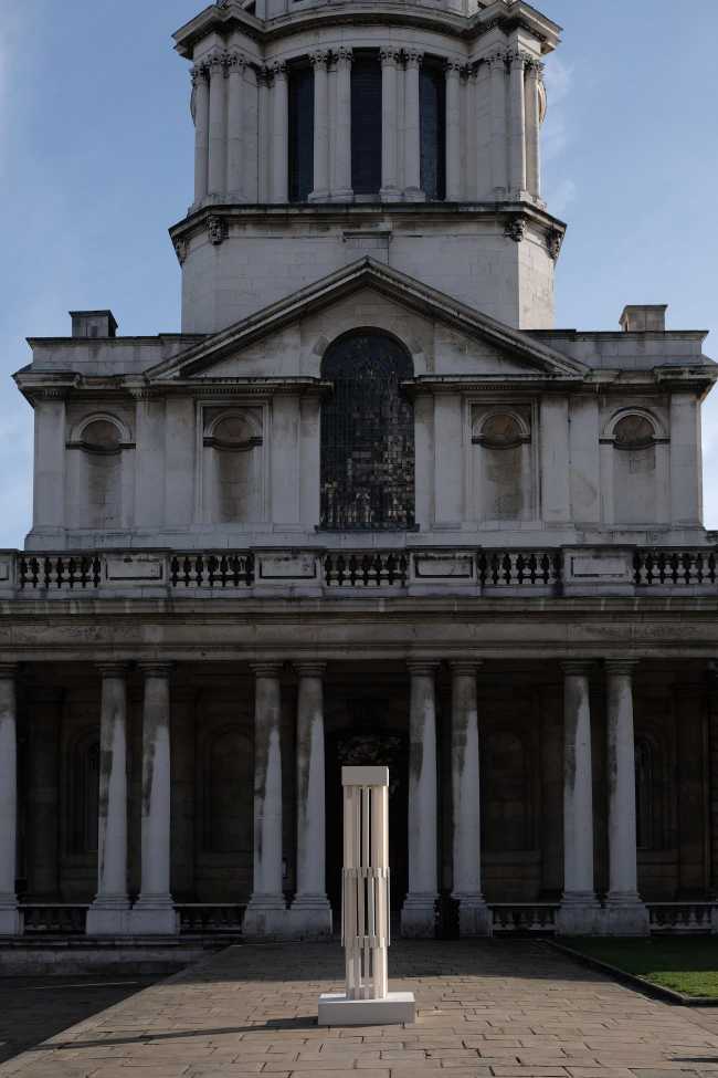Riproduzione colonna di legno