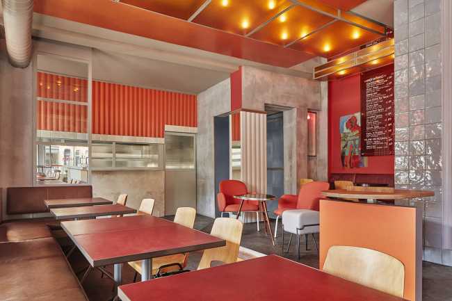 rivestimenti a parete e soffitto color pastello