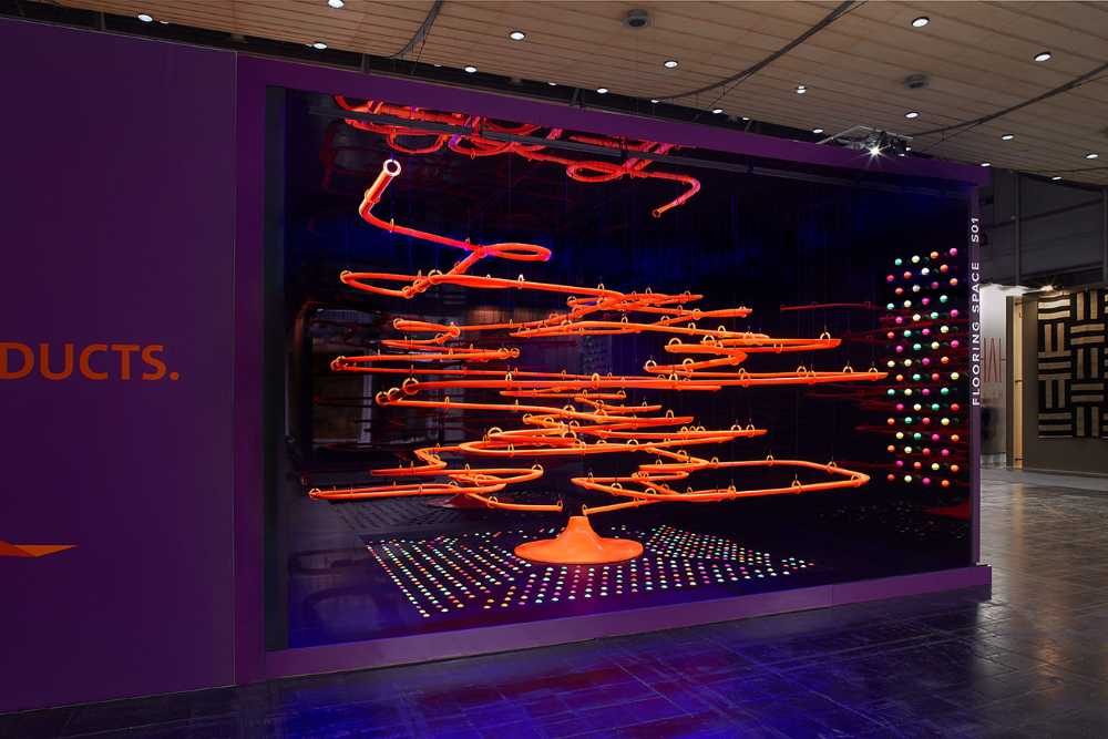 fiera stand installazione percorsi colorati