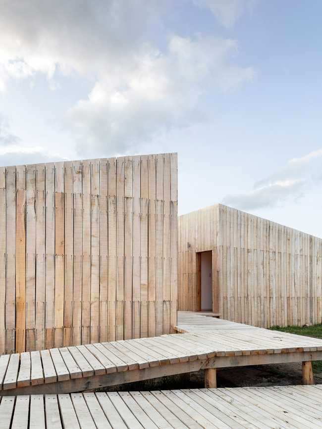 AKA Patagonia: harmony in wood between glaciers and Chilean landscapes