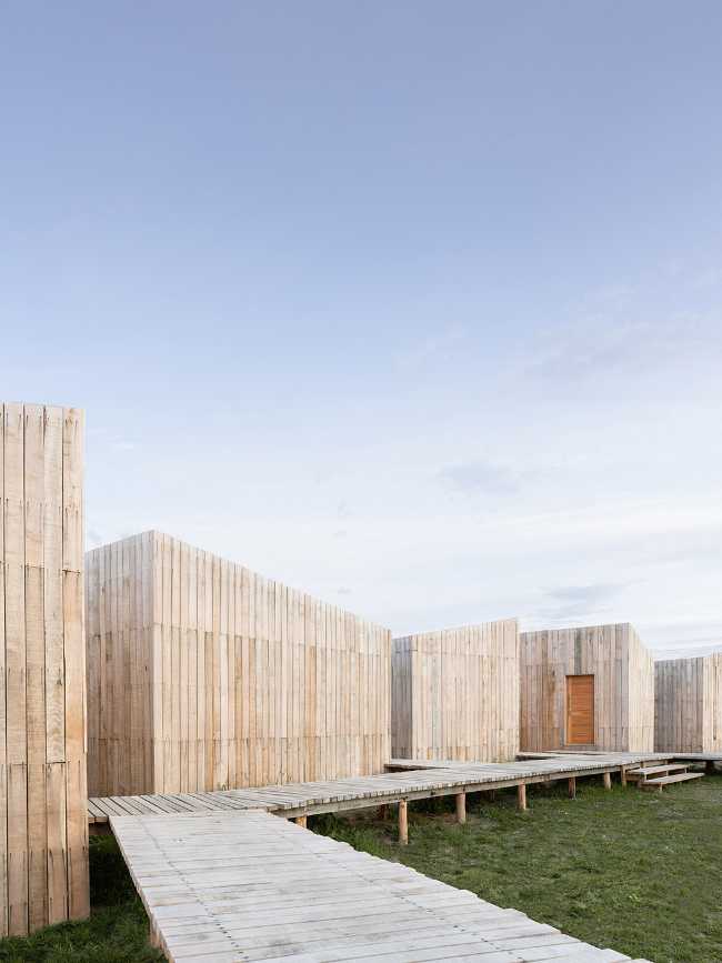 AKA Patagonia: harmony in wood between glaciers and Chilean landscapes