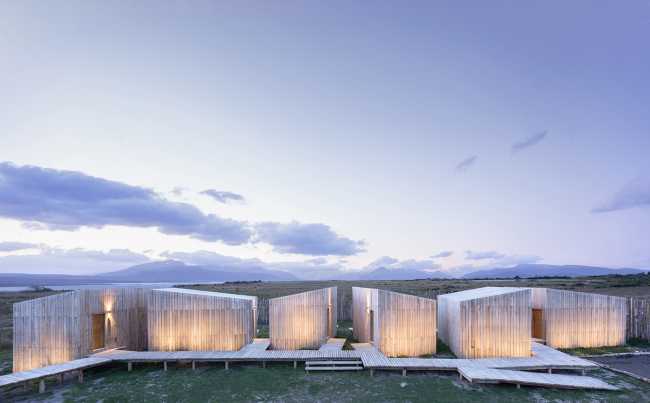 AKA Patagonia: harmony in wood between glaciers and Chilean landscapes