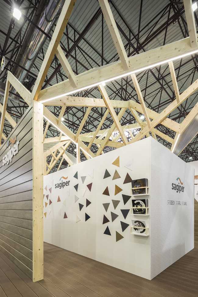 Stand promozionale in legno