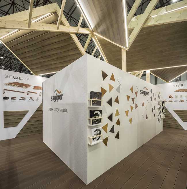 Stand promozionale in legno