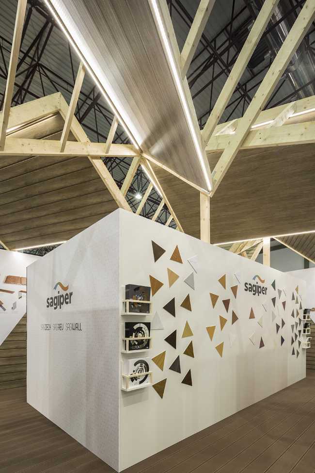 Stand promozionale in legno