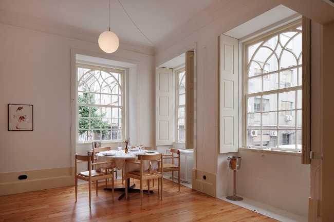 Ristorante con parquet