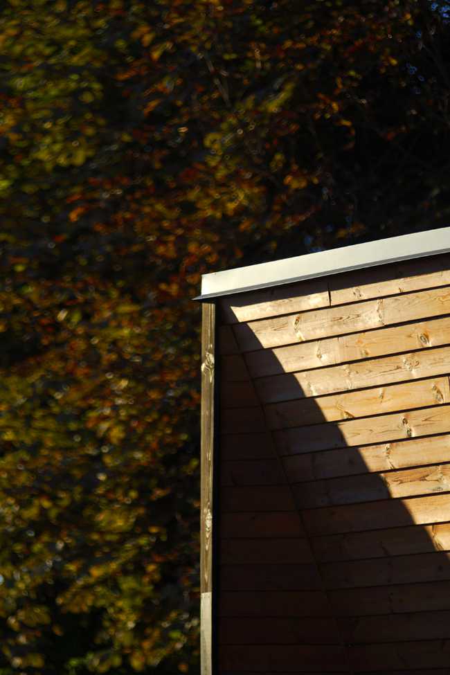 Dettaglio autorimessa in legno