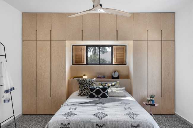 Camera da letto armadio in legno