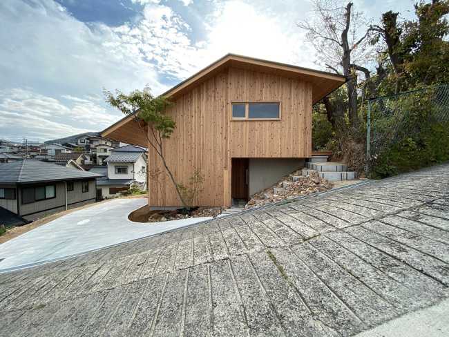 Casa en Higashi-Ikoma: elegante residencia de madera