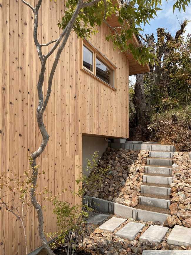 Casa en Higashi-Ikoma: elegante residencia de madera