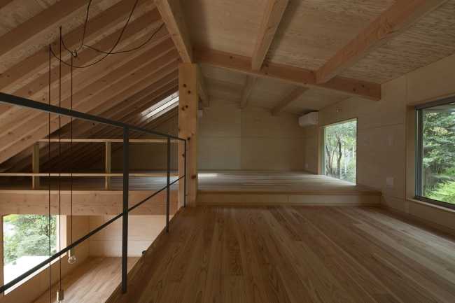 Casa en Higashi-Ikoma: elegante residencia de madera