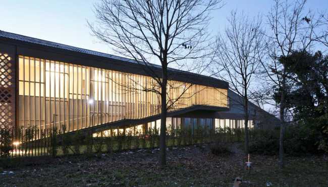 Polo scolastico Castel Cerreto LignoAlp e De8 Architetti