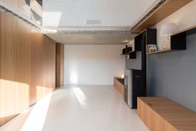 doble volumen red entresuelo detalle estructural cemento a la vista