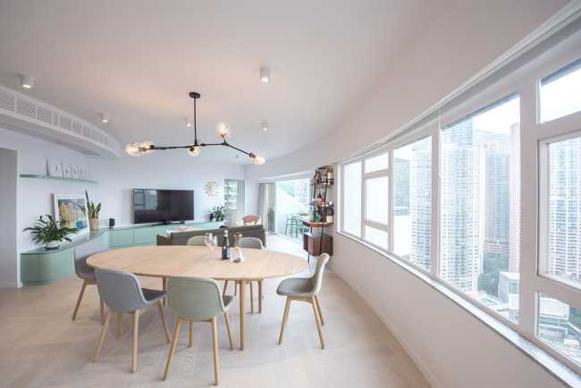 Living room with window