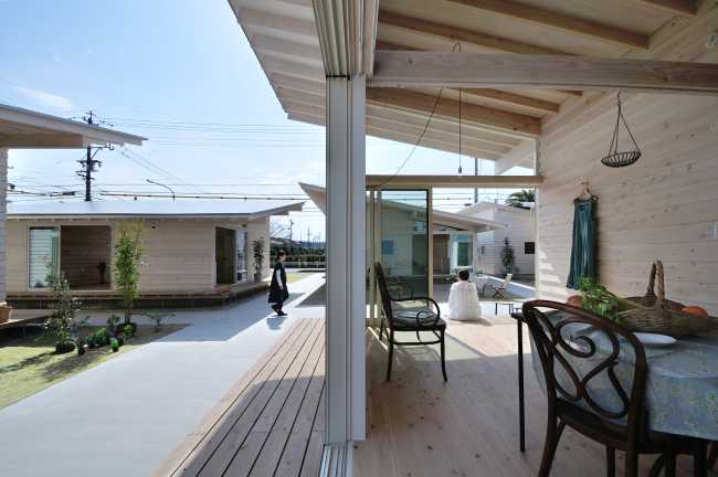 residential complex veranda common areas