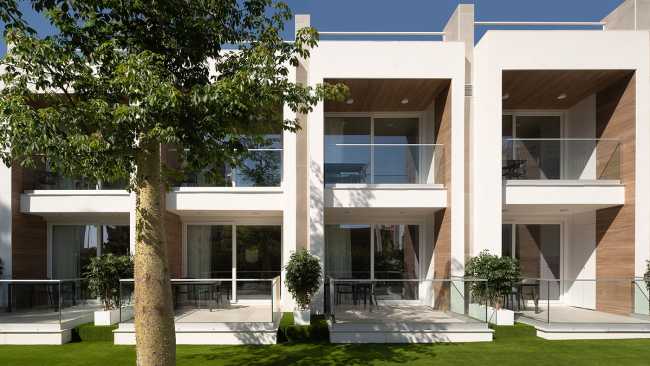 Hôtel, un condensé d'une villa. Le langage classique se marie au contemporain