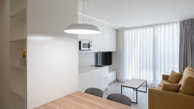 Hôtel, un condensé d'une villa. Le langage classique se marie au contemporain