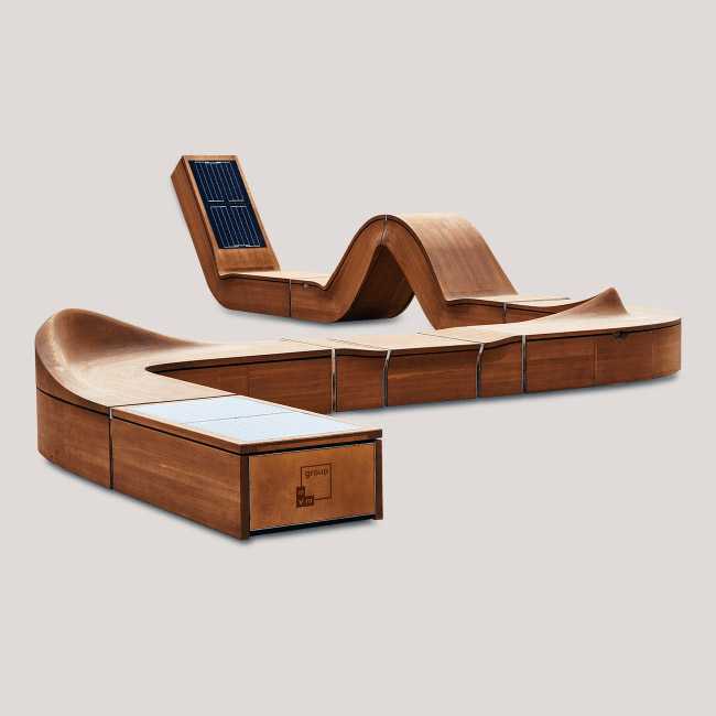 Bancos de madera serpentina