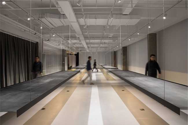 Contemporary offices