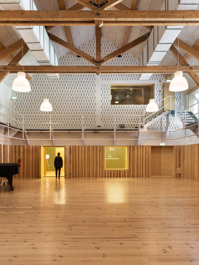 Interior hall with wooden trusses