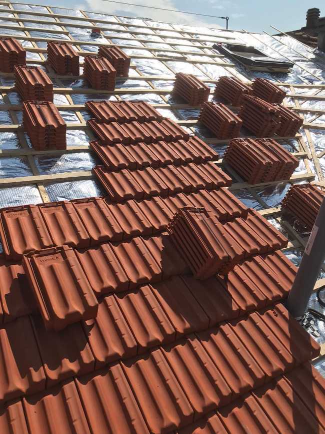 Isolamento di copertura con isolante termo riflettente