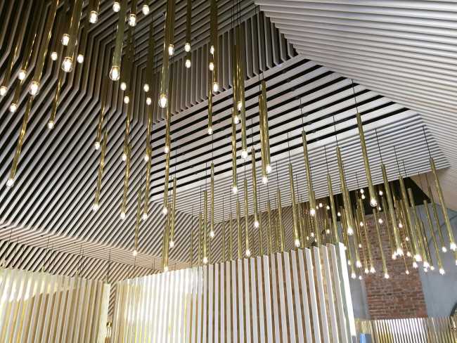 Ristorante Mura Milano pannelli acustici Celenit