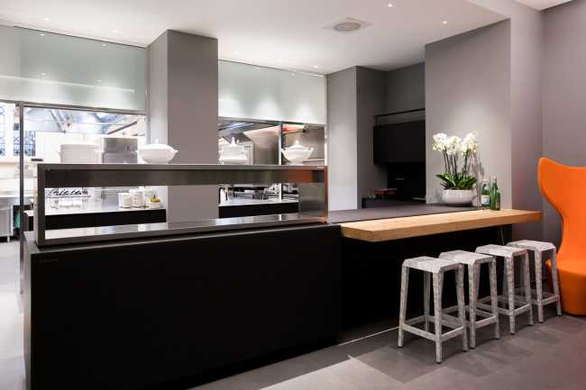 Identità Golose Milano con installazione di porte scorrevoli Eclisse