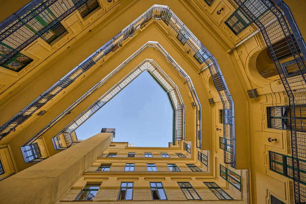 photo architecture courtyard Budapest