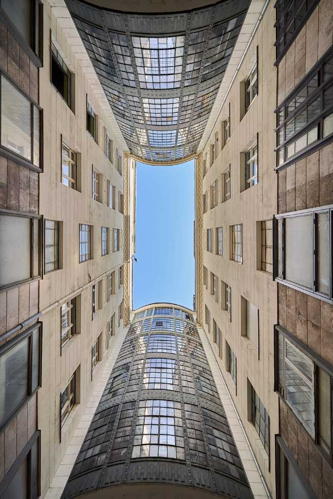 photo architecture courtyard Budapest