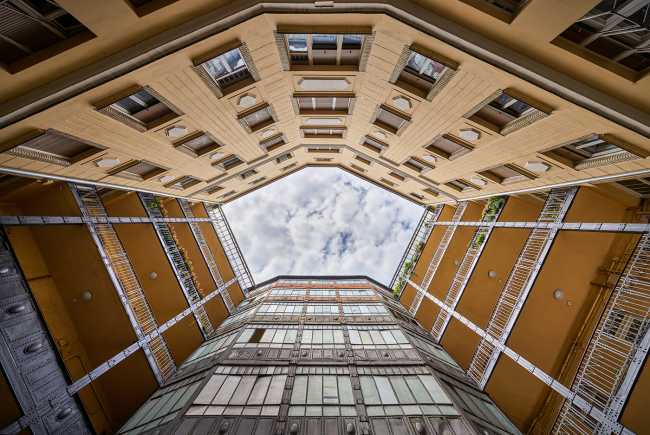 photo architecture courtyard Budapest