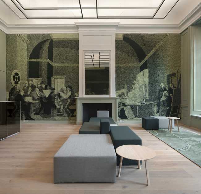 Felix Meritis Amsterdam meubles pouf table basse