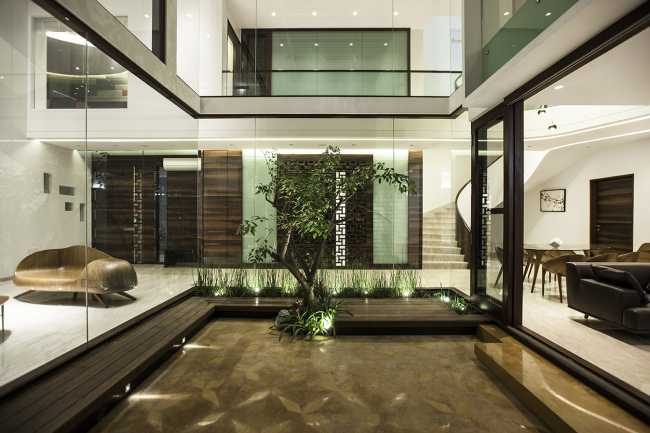 B One, il cortile interno è il cuore della villa sostenibile