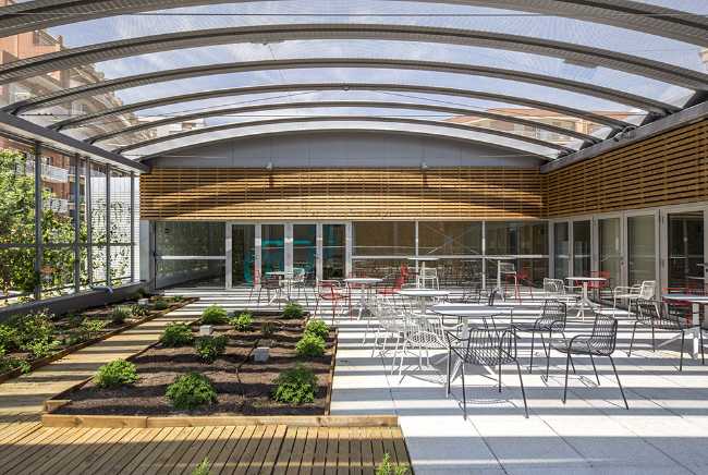 Joan Oliver Civic Centre in Barcelona