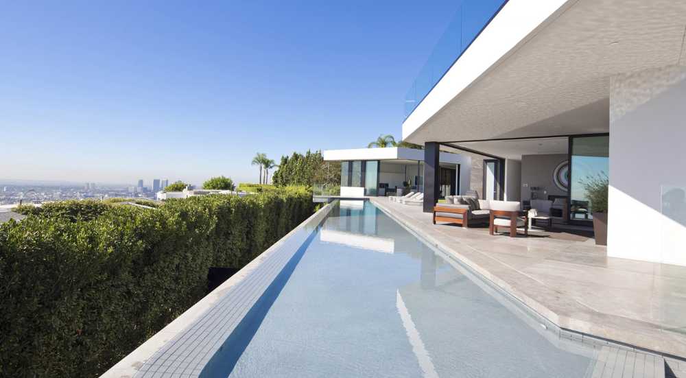 villa infinity pool outdoor furniture