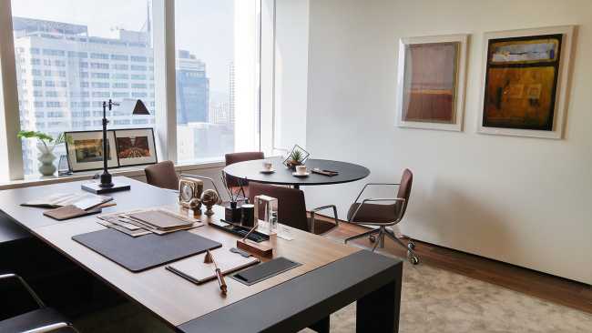 ufficio vetrata rivestimento parete