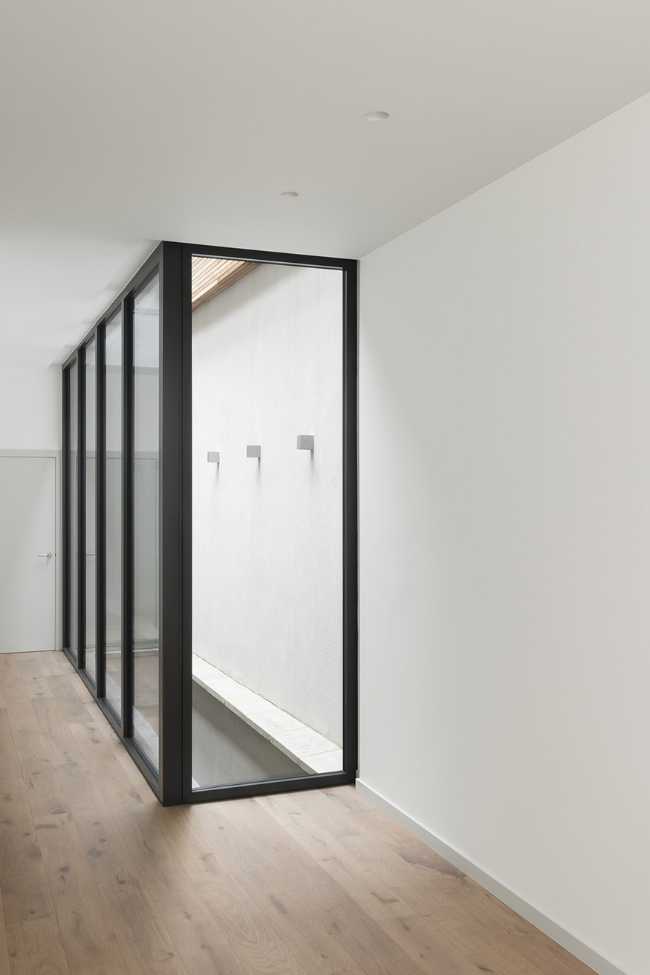 patio interior vidrio claraboya