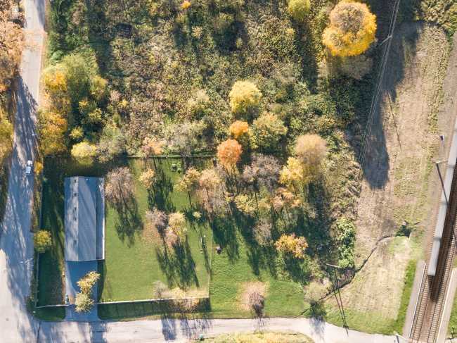 Family house in Pavilnys, open wooden space immersed in nature