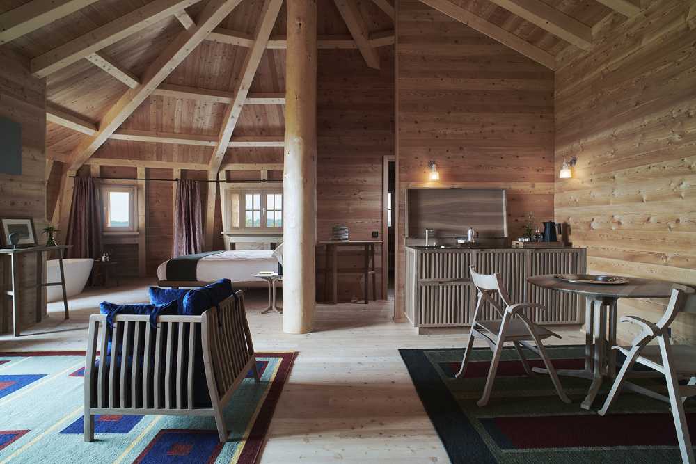 hotel extension curved roof