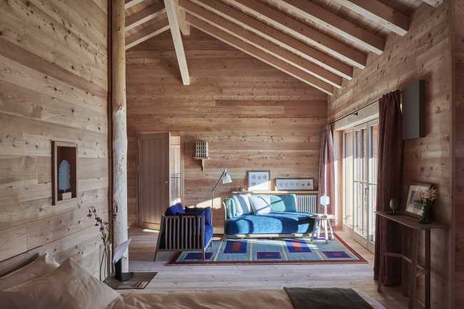 hotel extension room living structure wood