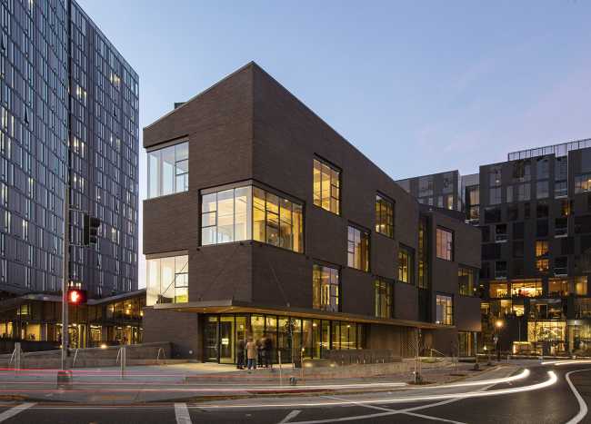 edificio struttura clt rivestimento laterizio mattoni