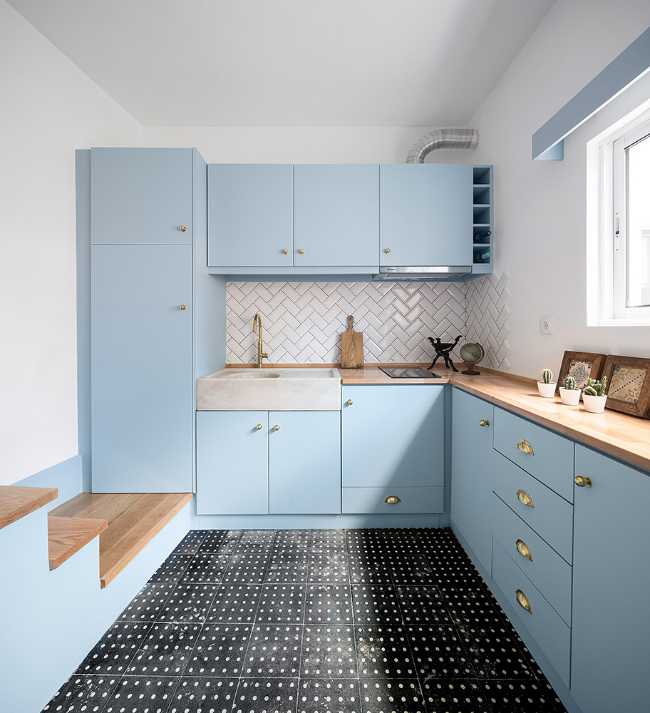 House Zaire, renovation of a very small modernist apartment