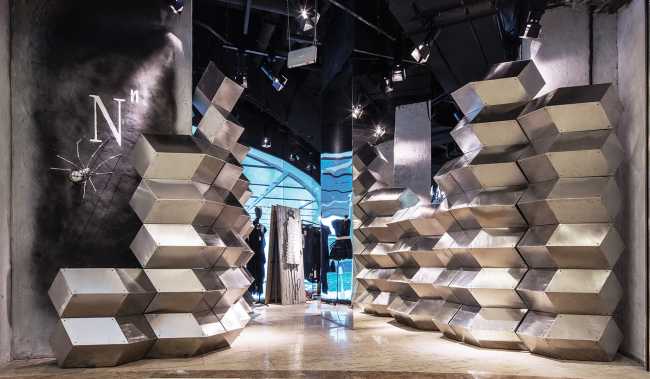 instalación de China de moda prisma luz