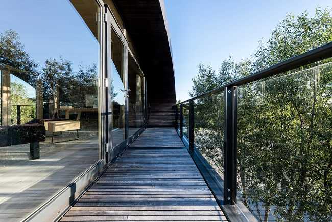 Innovative extension Waldfabrik: Oval Office for meetings and relax