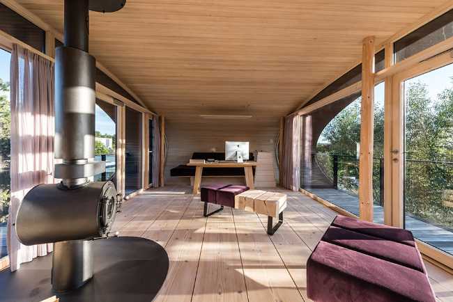 Innovative extension Waldfabrik: Oval Office for meetings and relax