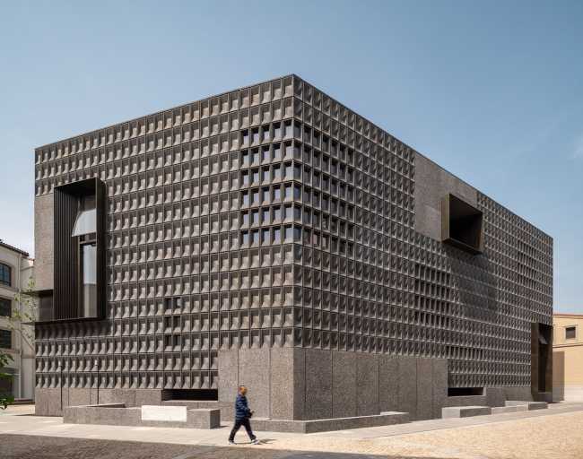 art center concrete blocks structure