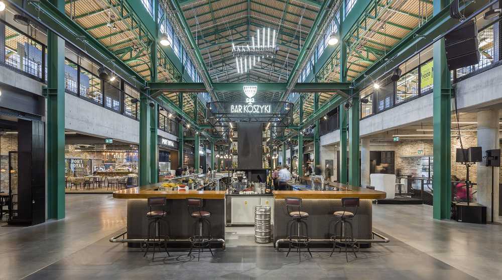 Mercado Koszyki, un espacio estilizado y contemporáneo.