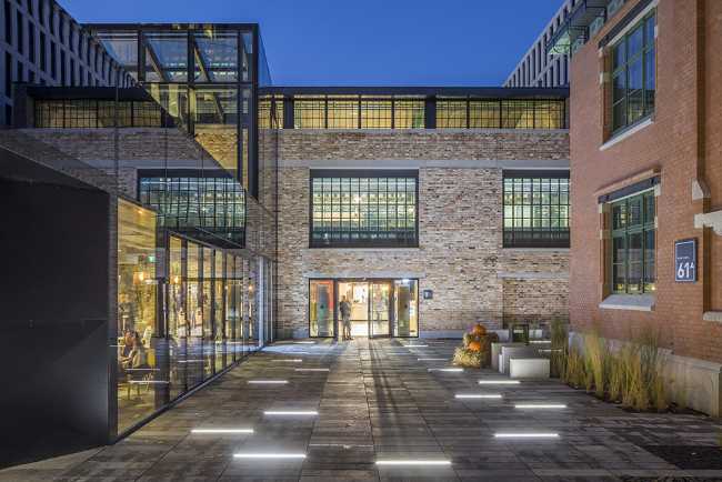 Koszyki Market, spazio stilizzato e contemporaneo