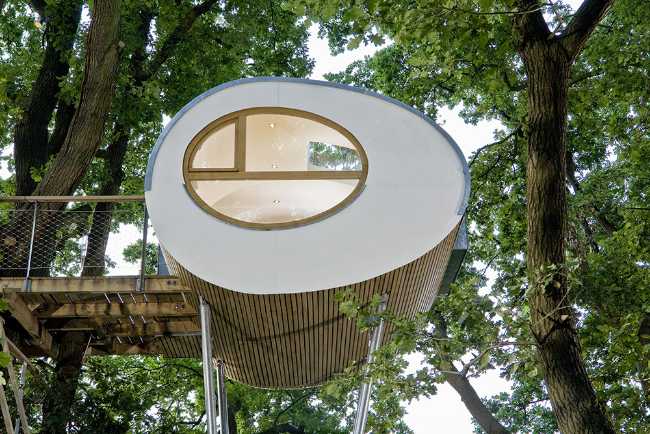 Innovazione e natura: la casa sull'albero in bassa Sassonia