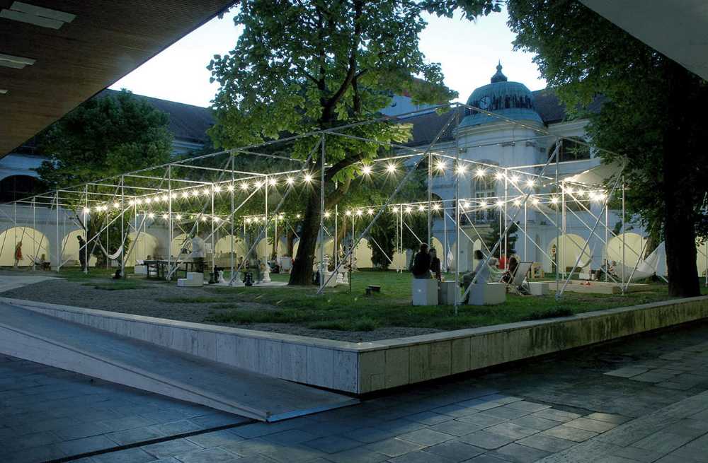 Temporary Summer Pavillon in Bratislava illuminated